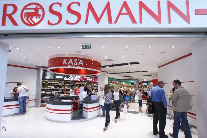 W Rossmannie trwa właśnie promocja na kultowe perfumy.