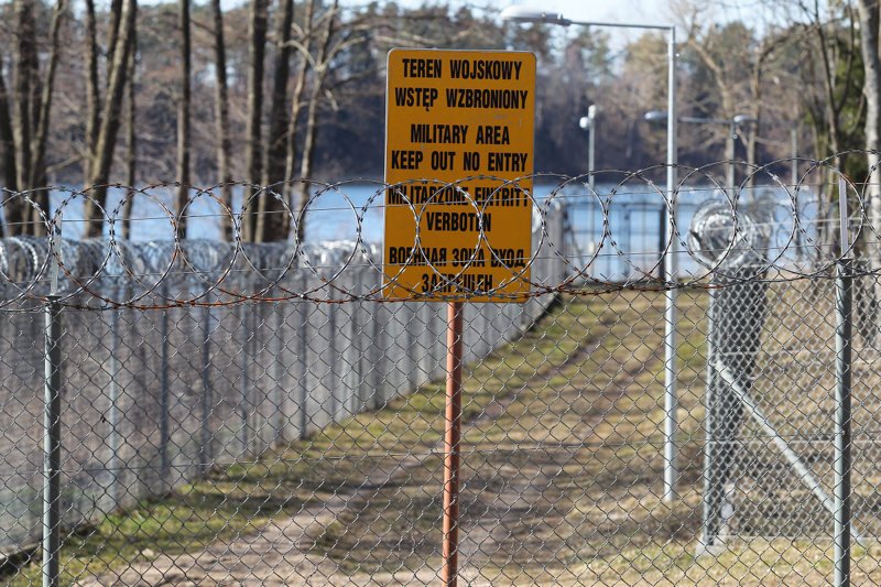 Europejski Trybunał Praw Człowieka odtajnił dokumenty z postępowania, które ma zbadać, czy w Polsce istniały więzienia CIA.