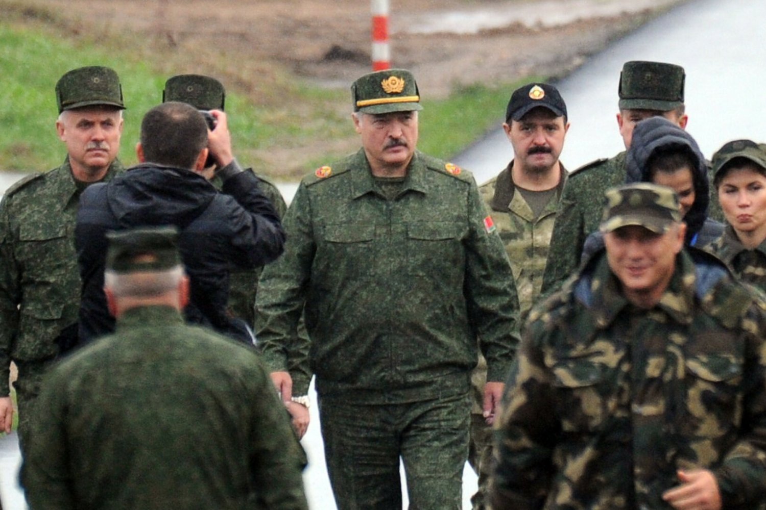 Białorusini minują granicę.