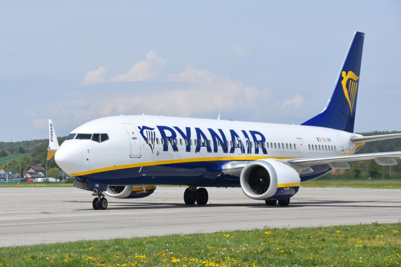 Polak skazany za zakłócenie lotu. Musi zapłacić Ryanairowi prawie 14 tys zł.