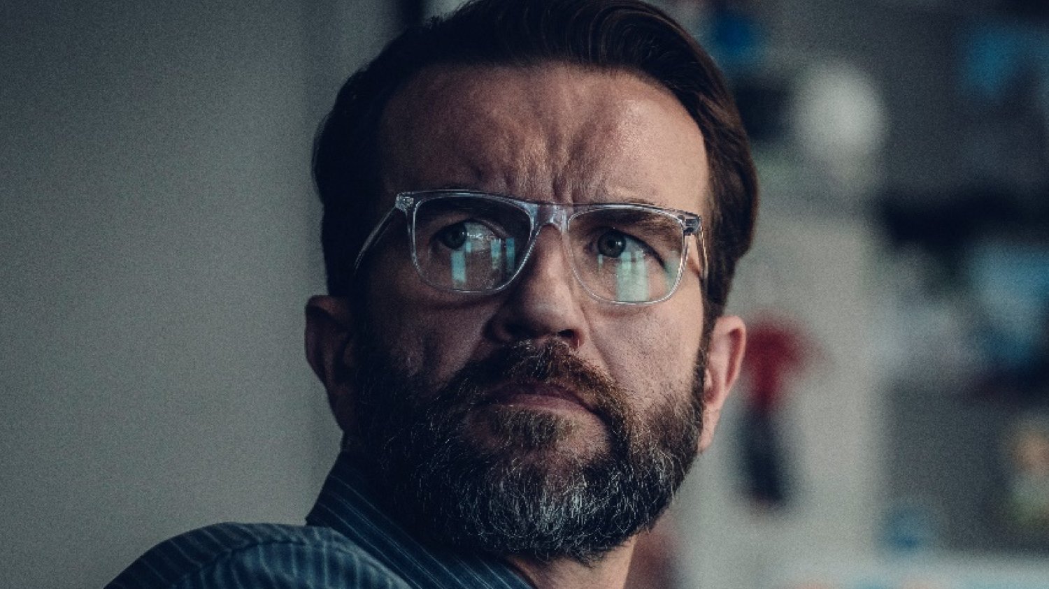 Tomasz Kot gra główną rolę w filmie "Wyrwa" na podstawie powieści Włodzimierza Chmielarza.