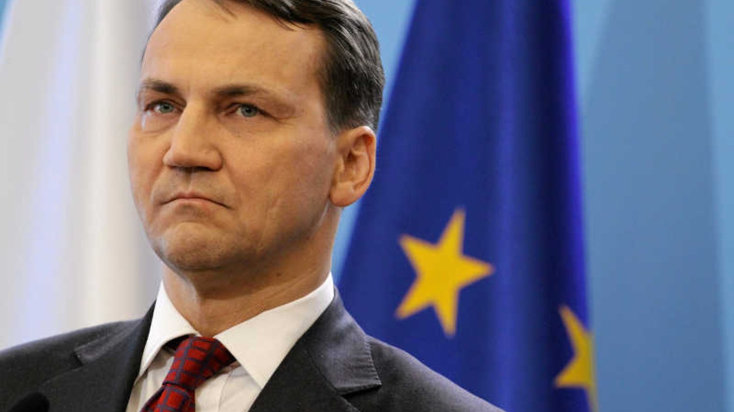Radosław Sikorski twierdzi w wywiadzie dla CNN, że Rosja finansuje na Ukrainie "działania dywersyjne" i "wywrotowe"