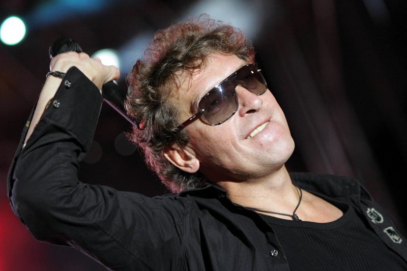 Janusz Panasewicz przekonuje, że w reprezentacji nasi piłkarze... powinni mówić po francusku