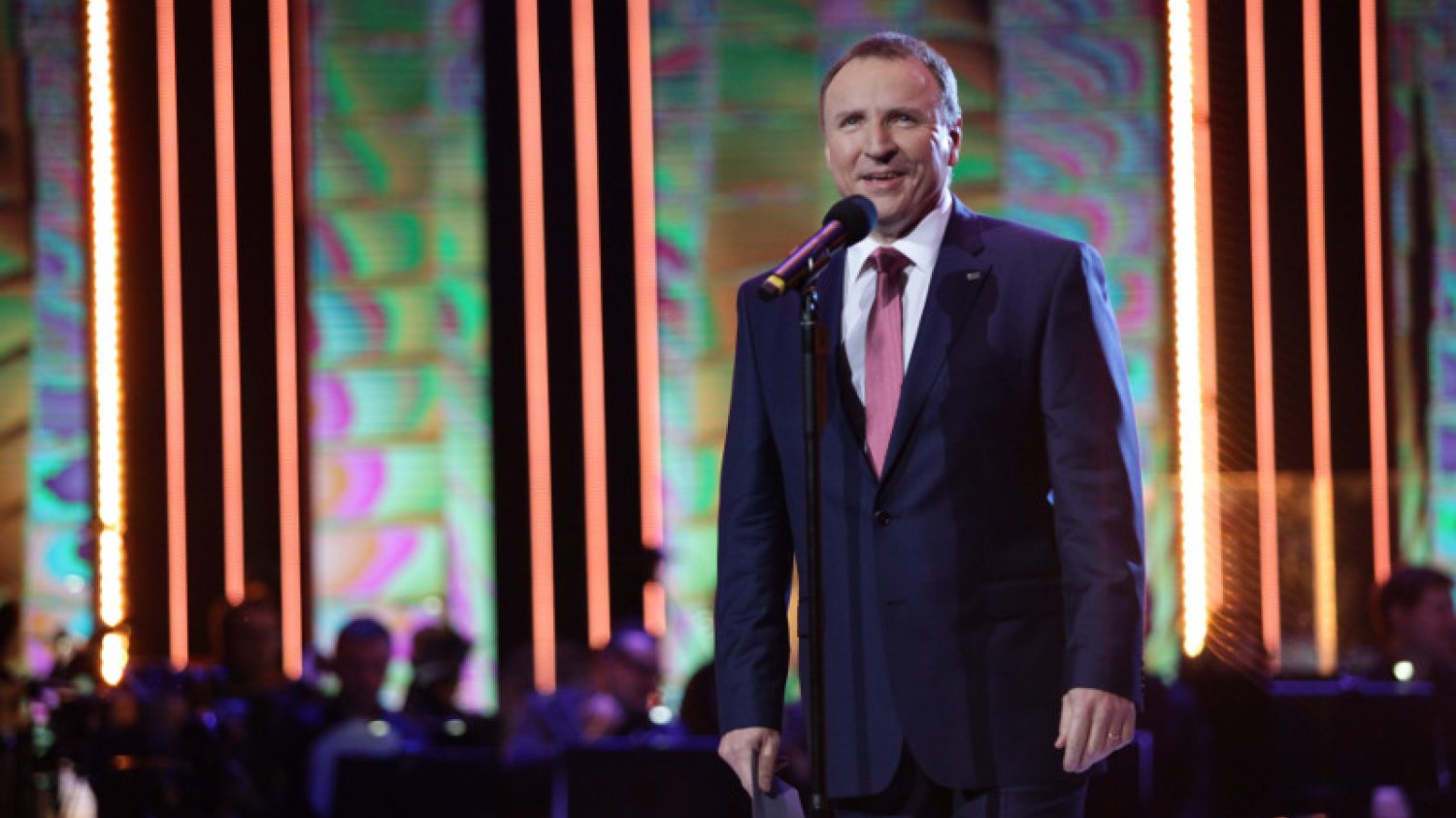 Kilkunastu artystów zrezygnowało z udziału w opolskim festiwalu, ale Jacek Kurski ma jeszcze na kogo liczyć. A Rodowicz i "Piaska" chce podobno zastąpić Dodą (zamiast Piasecznego) oraz GolecUOrkiestrą i Zakopower ( w miejsce Maryli).