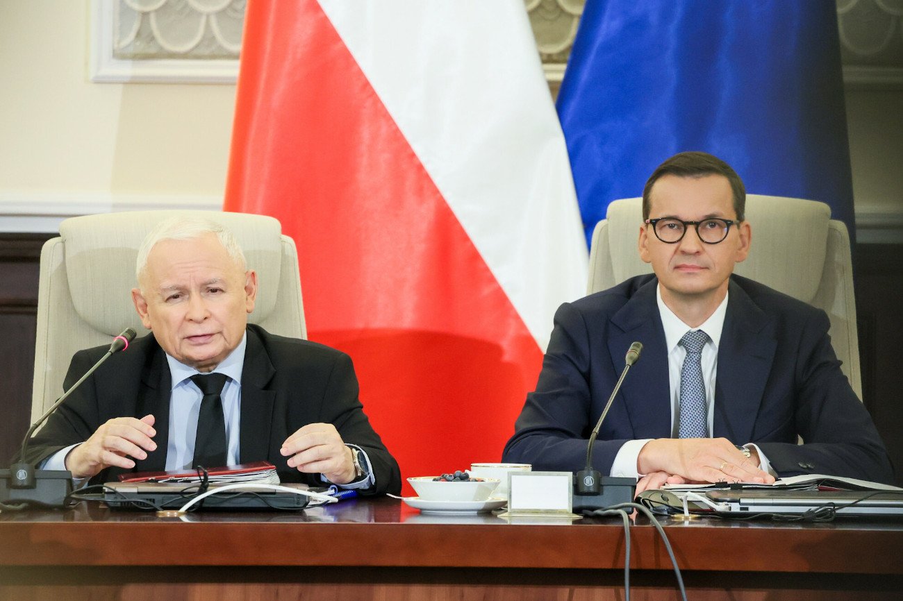 Afera wizowa w MSZ? Reakcja PiS: "Tusk = Inwazja nielegalnych imigrantów".