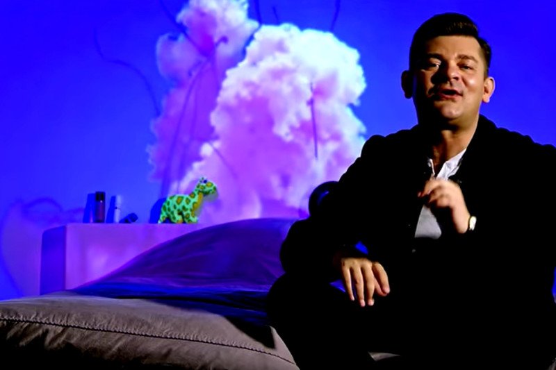 Screen z nowego teledysku zespołu Akcent Zenka Martyniuka.