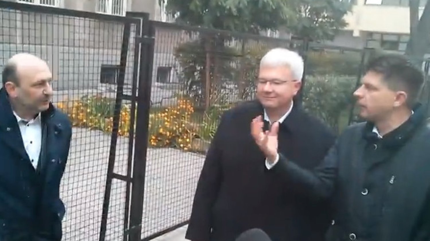 Działacze Partii KORWiN zakłócili konferencję Ryszarda Petru
