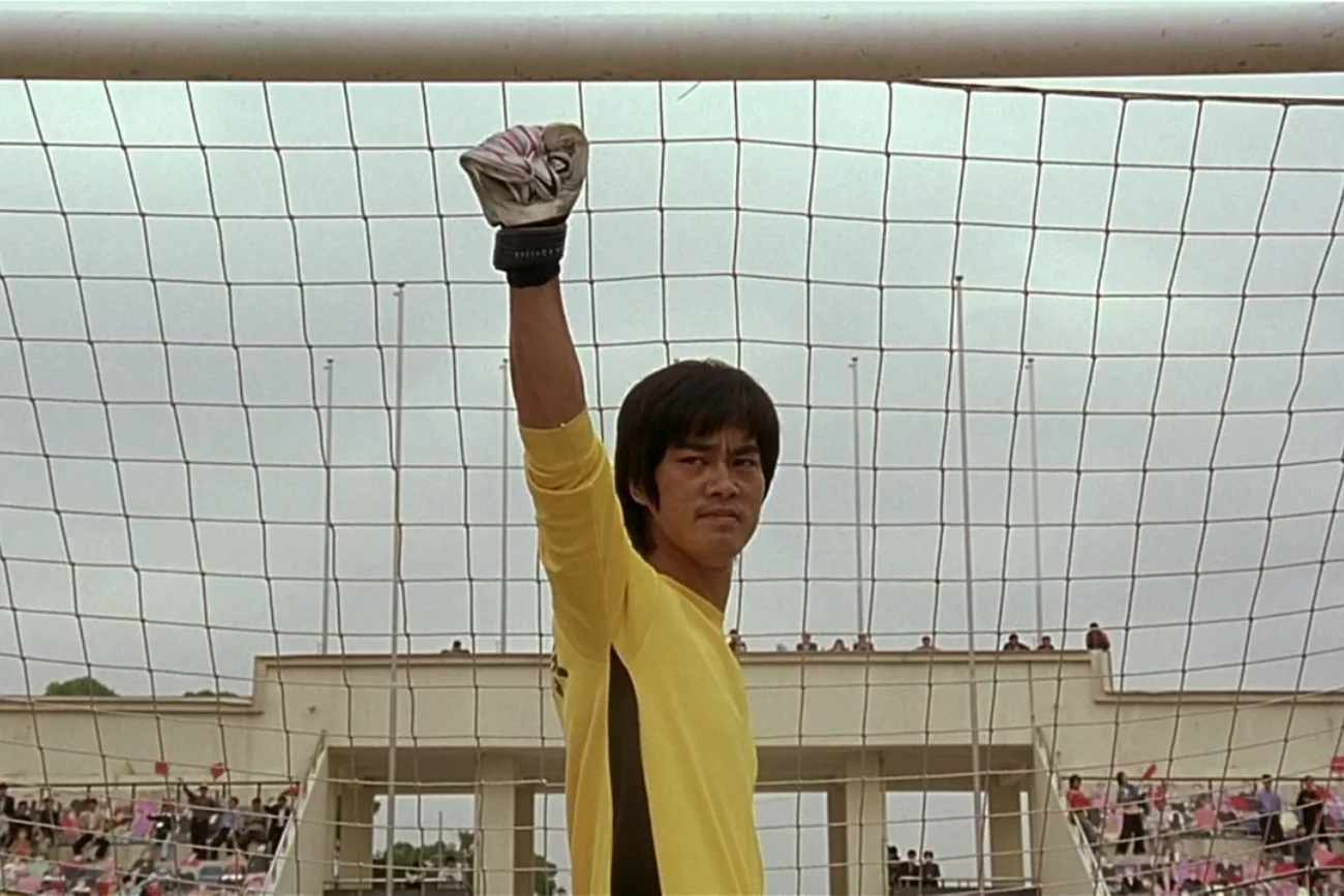 Stephen Chow w filmie "Shaolin soccer".