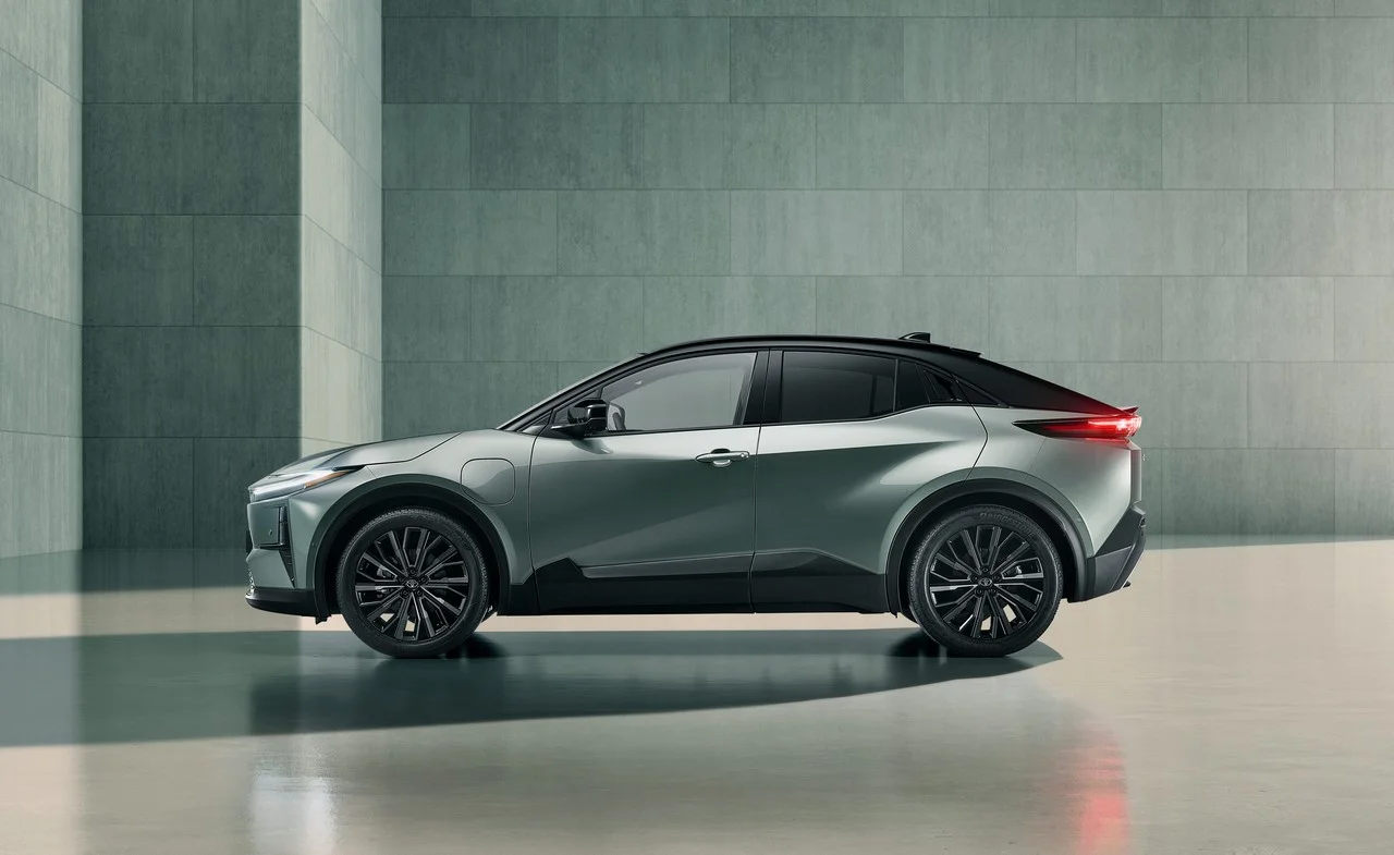 Nowa Toyota C-HR+ Nowa Toyota C-HR+