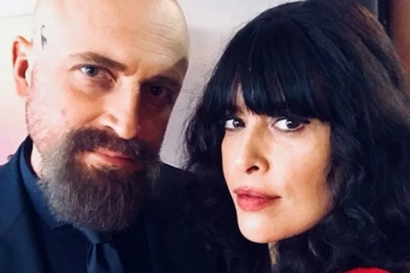Piotr Adamczyk na planie z Angie Cepedą