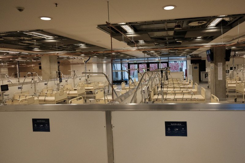 W Szpitalu Narodowym nie ma czegoś takiego jak puste łóżka - zapewnia dyrektor Artur Zaczyński.