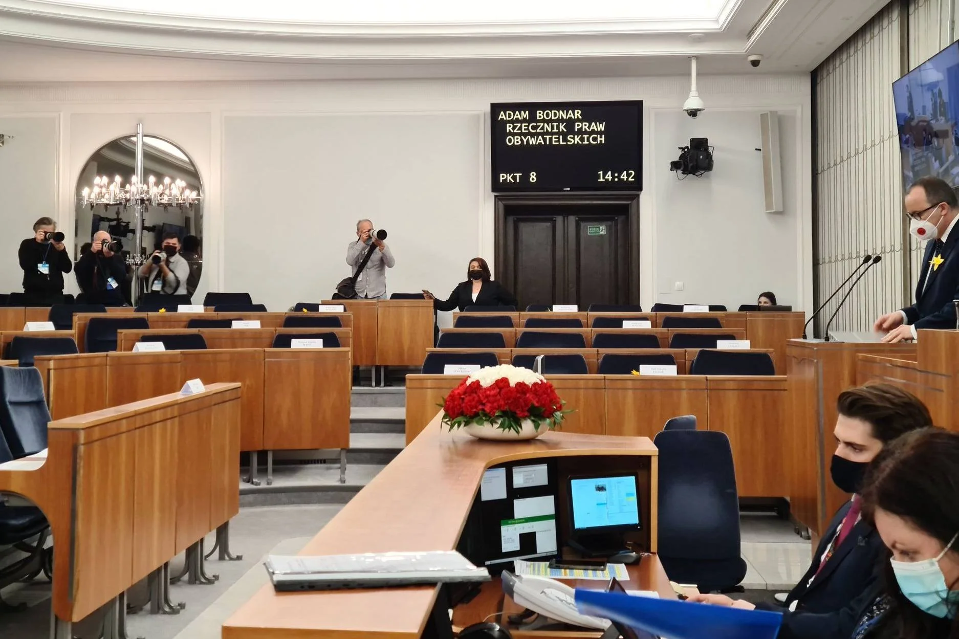 Senatorowie PiS wyszli z sali, gdy zaczął przemawiać Adam Bodnar.