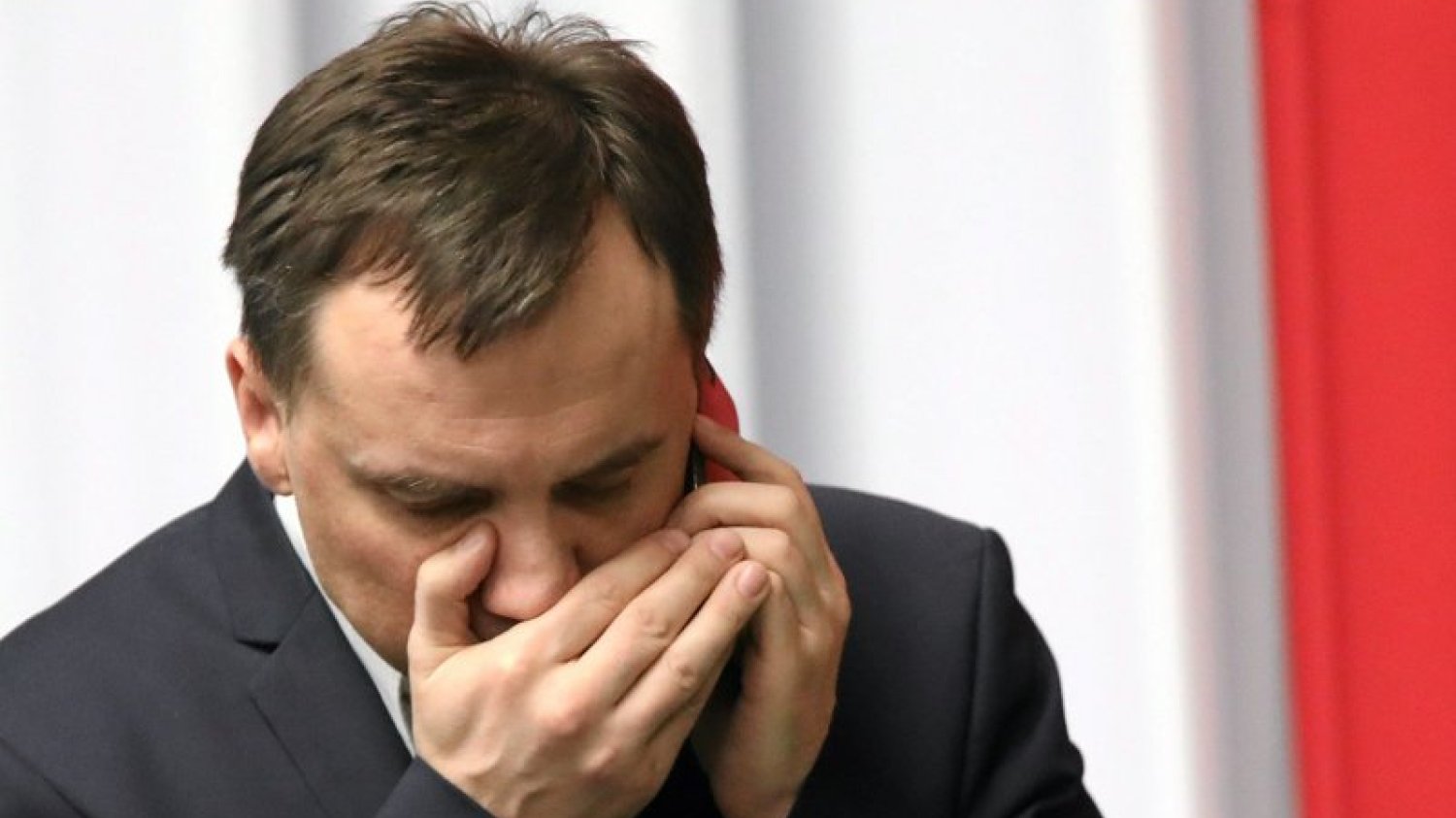 Od czasu, gdy wybory wygrało PiS i ministrem został Zbigniew Ziobro podległa mu prokuratura znów zajęła się sprawą śmierci jego ojca. Zdaniem operującego go kardiologa, na tej sprawie tracimy wszyscy. Lekarze, bo boją się operować i pacjenci również.