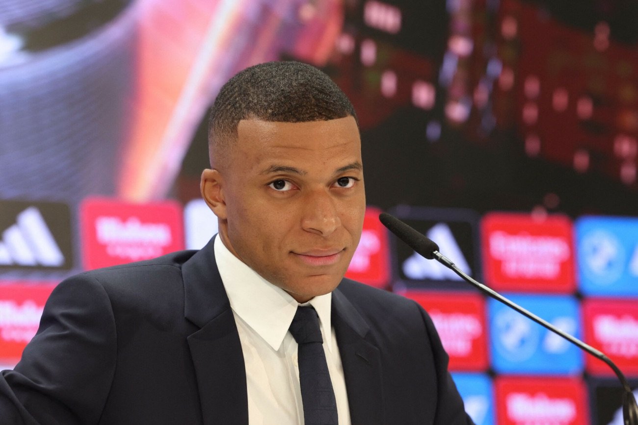 Szwedzkie media doniosły o rzekomym gwałcie, którego miał się dopuścić Kylian Mbappe.