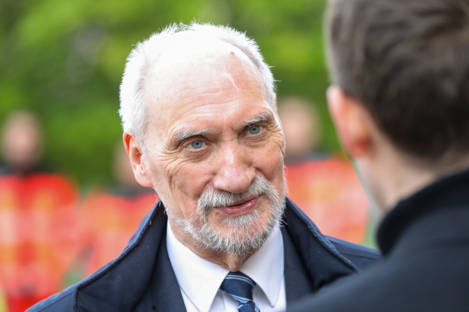 Macierewicz jako szef MON. Zatrważające kulisy jego rządów.