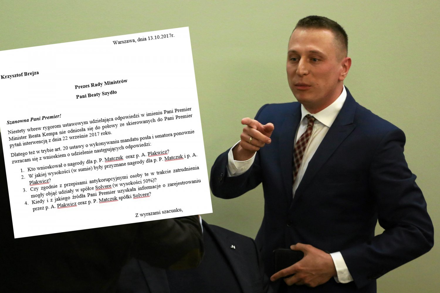 Krzysztof Brejza bawi się z KPRM w "głuchy telefon".