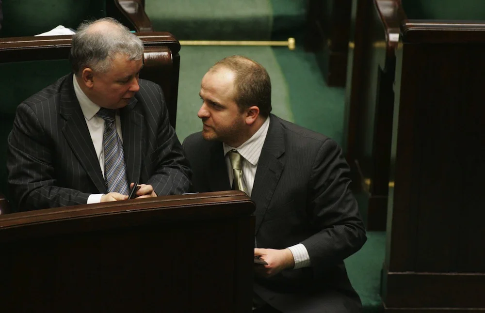 Jarosław Kaczyński i Paweł Kowal w Sejmie