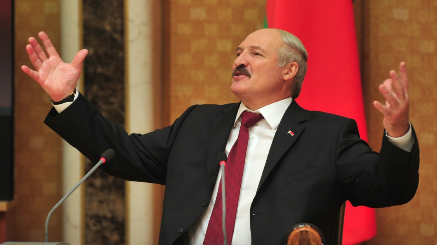 Łukaszenka mówi, że śnią mu się krowy. Chwali pracę w rolnictwie