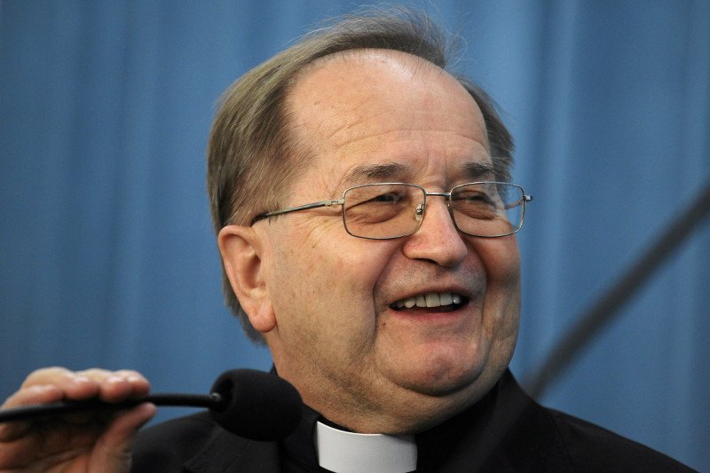 o. Tadeusz Rydzyk boi się fali kulturowej rewolucji i ma dużą nadzieję, w związku z ostatnimi wyborami.