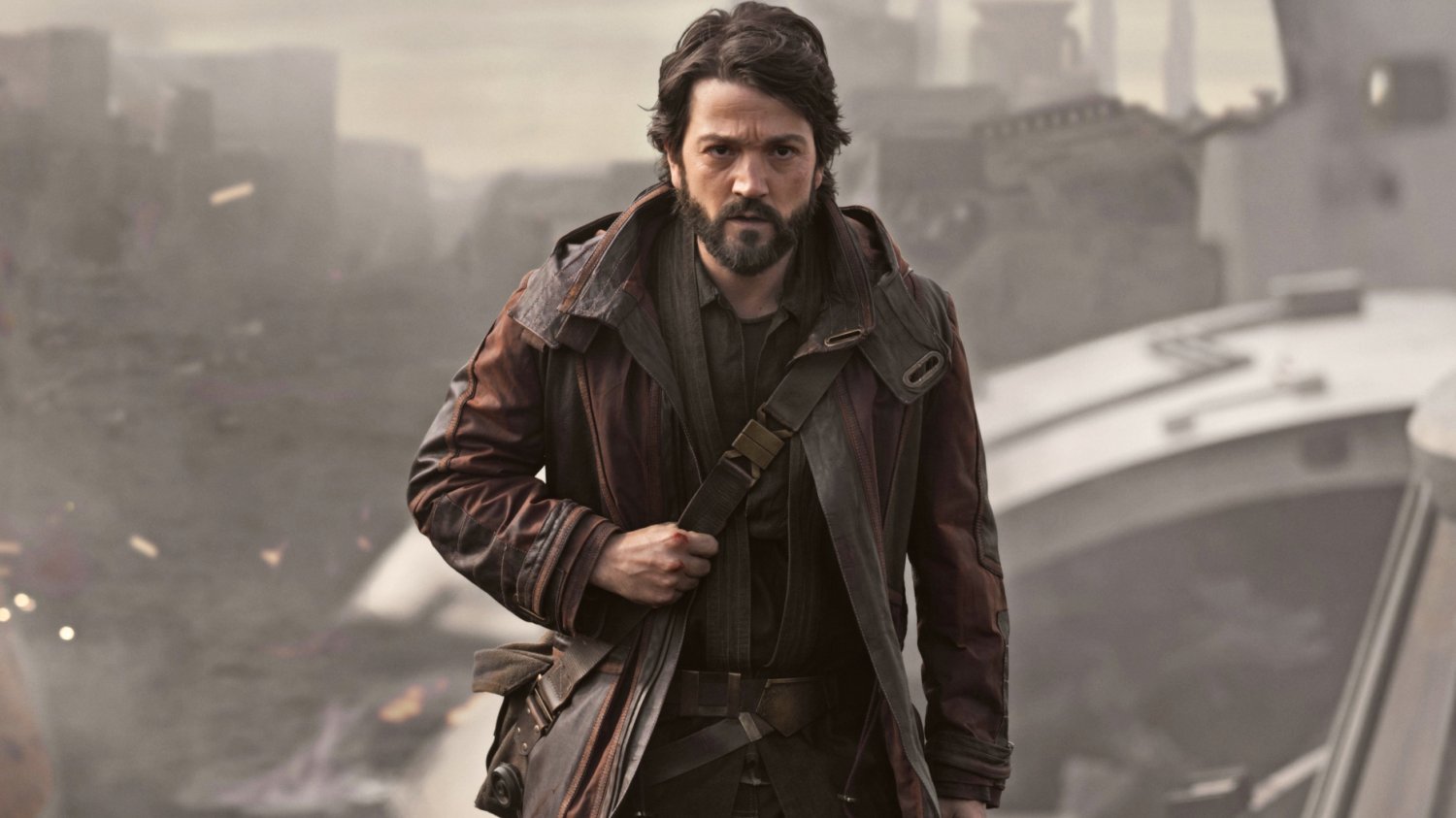 "Andor" to duża zmiana dla "Gwiezdnych wojen". Diego Luna jako Cassian Andor.