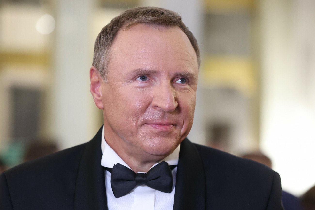 Jacek Kurski miał sam zatwierdzić obsadę serialu "Jagiellonowie".
