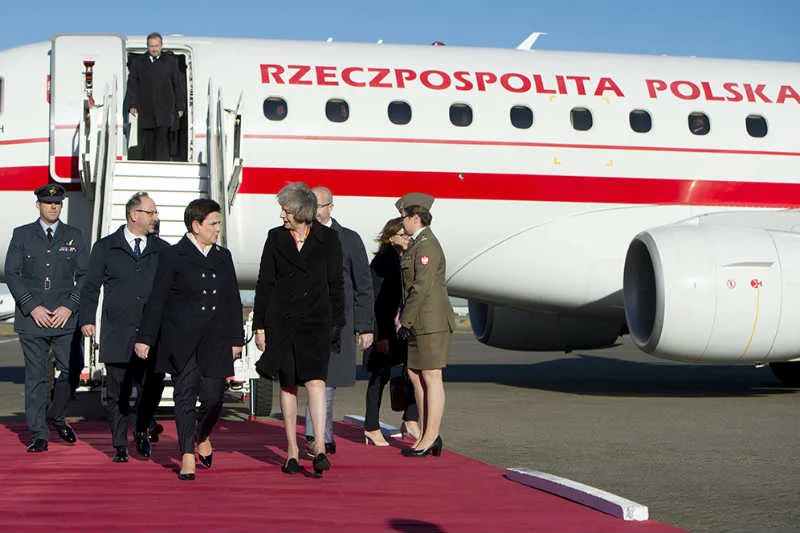 Prokuratura nie podejmie śledztwa w sprawie powrotu konsultacji międzyrządowych w Londynie.