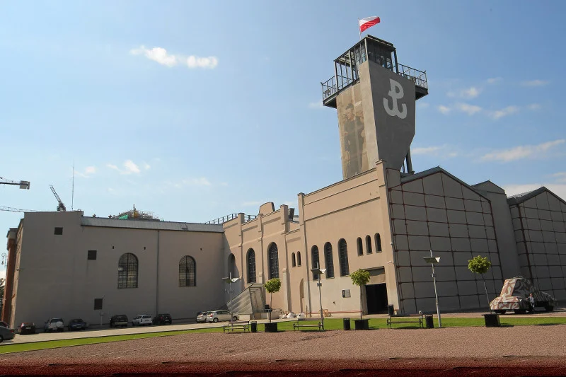 Muzeum Powstania Warszawskiego zgrabnie spuentowało "reklamę" Tigera.