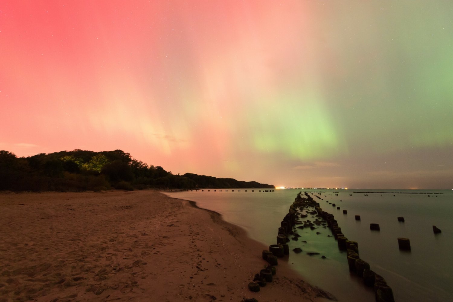 "Alert zorzowy" w całym kraju. Wyjaśniamy, o co w nim chodzi