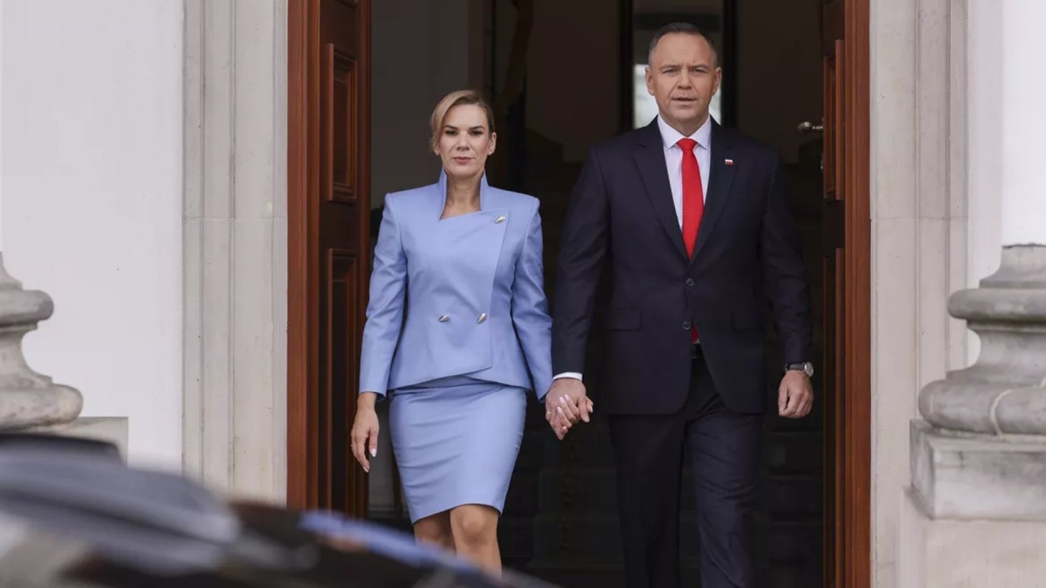 nawrocki sondaże super express Eksperci ostro o Nawrockim: „Prezydent jednej strony”