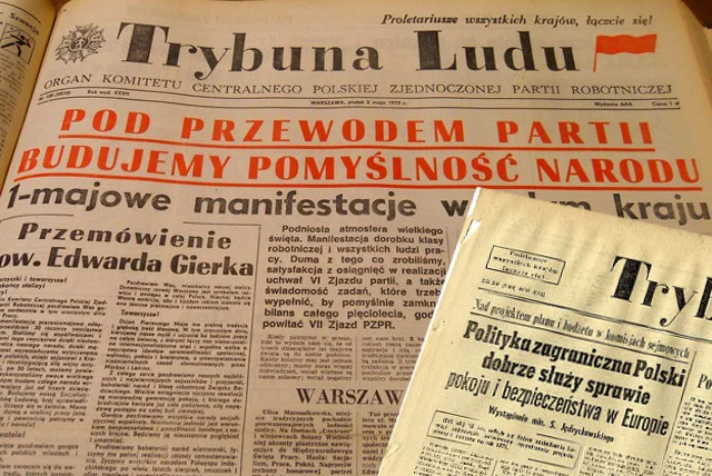 O tym, jak bardzo rządy PiS zaczynają przypominać czasy PRL świadczą nie tylko nagłówki prawicowych gazet.