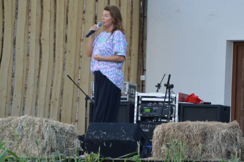Edyta Górniak w sekcie? Gwiazda ostrzega internautów