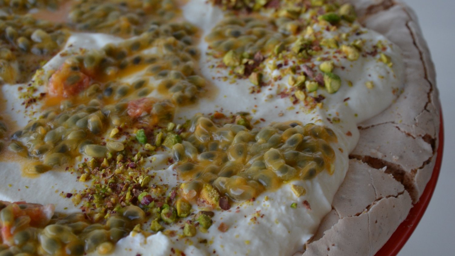 Pistacjowa pavlova