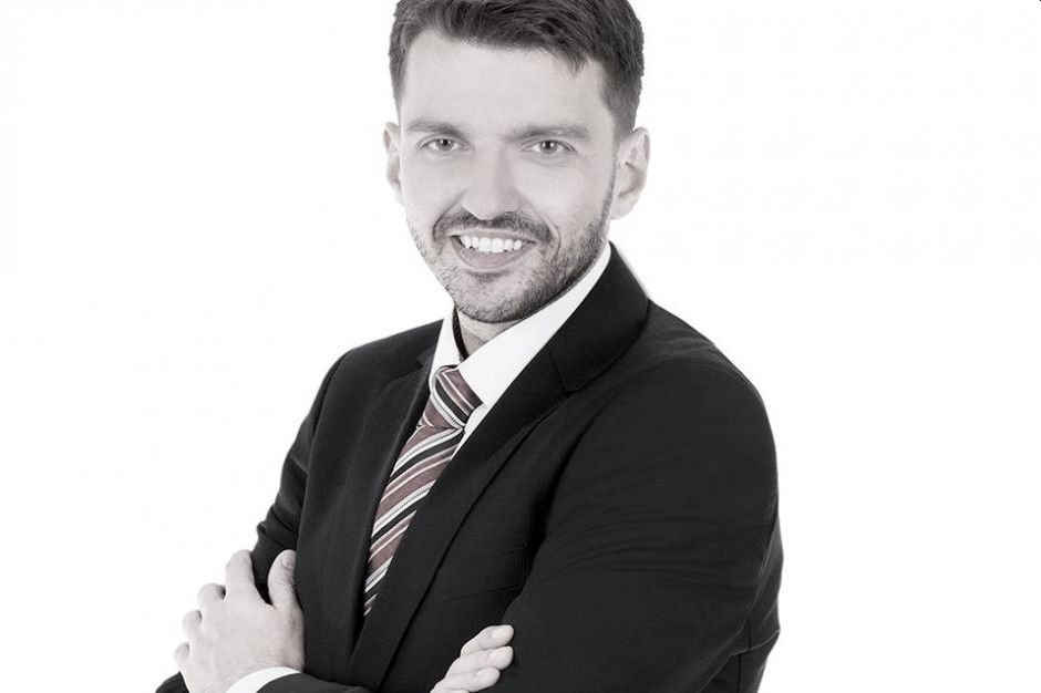 Wójt Jaworza wypadł z okna na Sardynii. Zginął na miejscu zdarzenia.