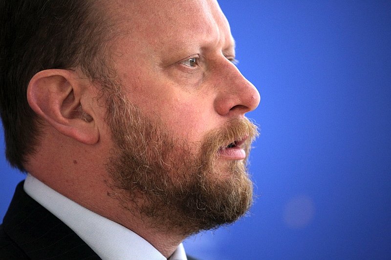 Minister zdrowia Łukasz Szumowski oznajmił w Polskim Radiu 24, że epidemia koronawirusa w Polsce nie skończy się szybko.