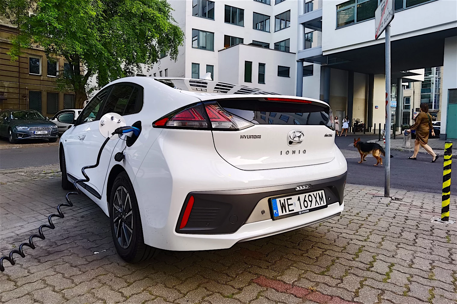 Hyundai Ioniq Electric