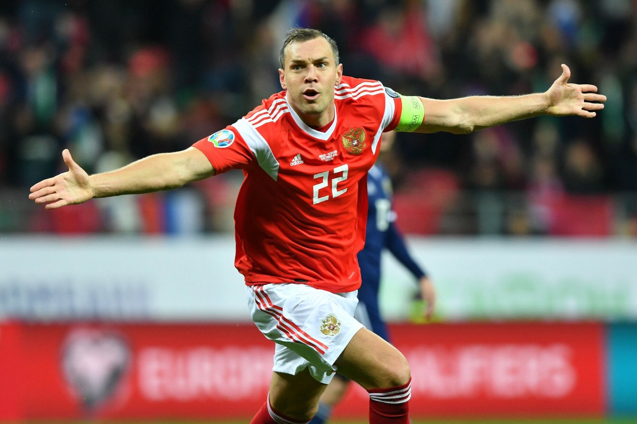 Artiom Dziuba od wielu lat jest jednym z najgroźniejszych napastników piłkarskiej reprezentacji Rosji.