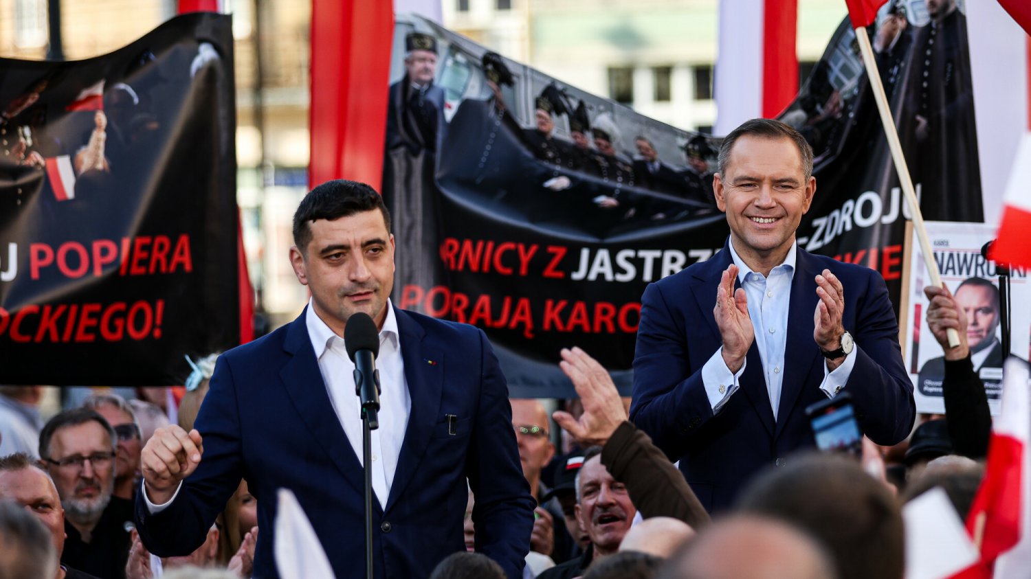 Bezlitosne reakcje po wizycie Simiona na wiecu Nawrockiego. Słowa Tuska dają do myślenia George Simion na wiecu Karola Nawrockiego. Ostra reakcja Donalda Tuska