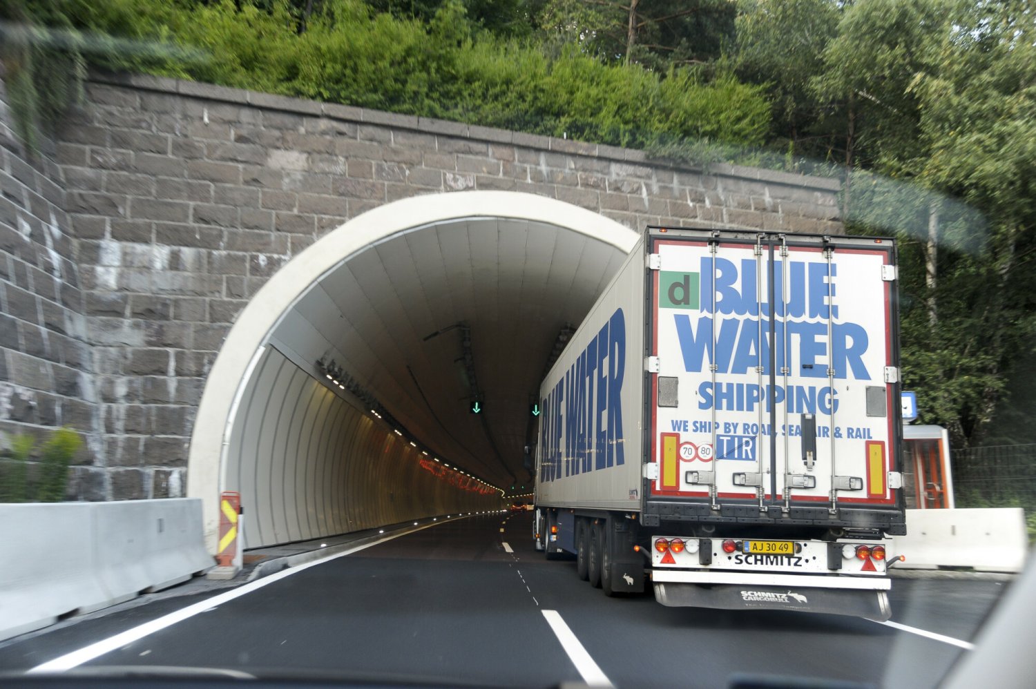 Ile kosztuje przejazd tunelem w Austrii? Cennik.