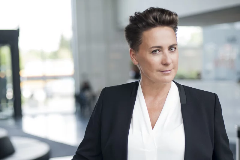 Bożena Leśniewska, wiceprezes Orange Polska, zaznacza, że opracowana przez operatora platforma stanowi bazę, do której mogą przyłączać się twórcy inteligentnych technologii