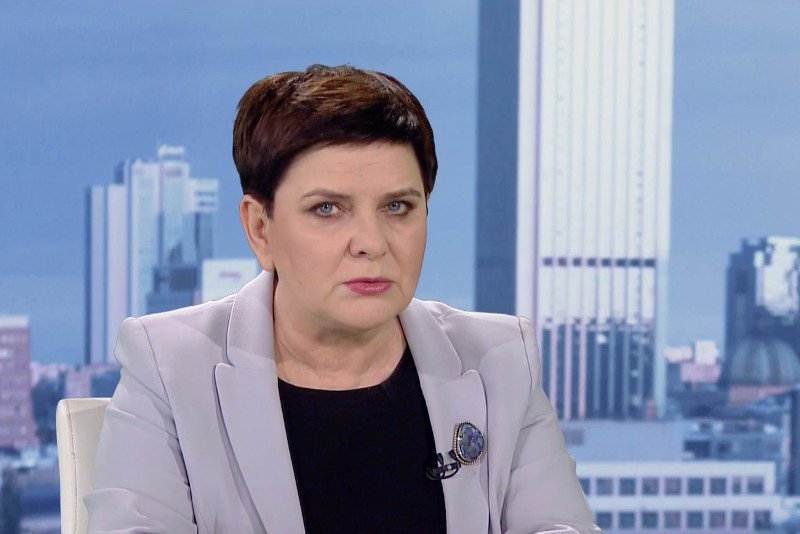 W TVP zapytano Beatę Szydło o broszkę na wybory.