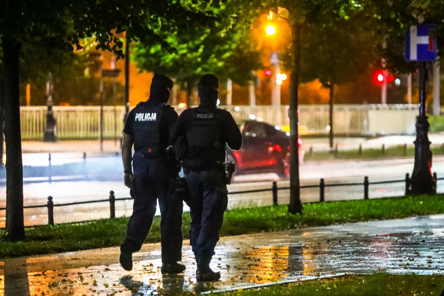 W Wałbrzychu policjanci mieli pracować mimo zakażenia koronawirusem.