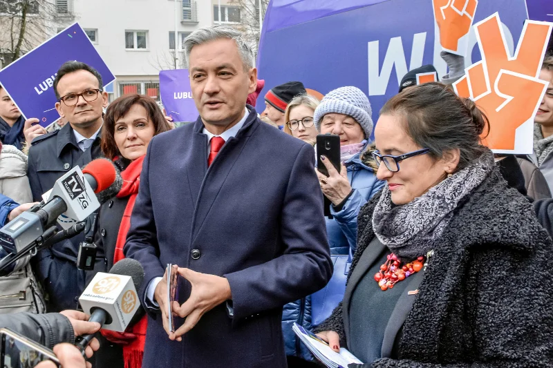 Wiosna Roberta Biedronia ma dobre notowania.
