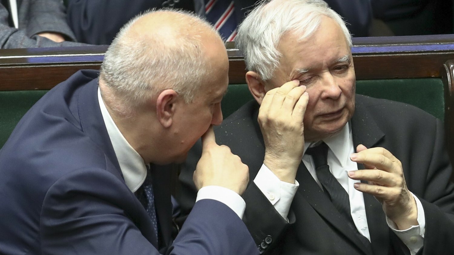 Konflikt w PiS. Brudziński o "zerwanych beretkach" i "rozgrzanych głowach".
