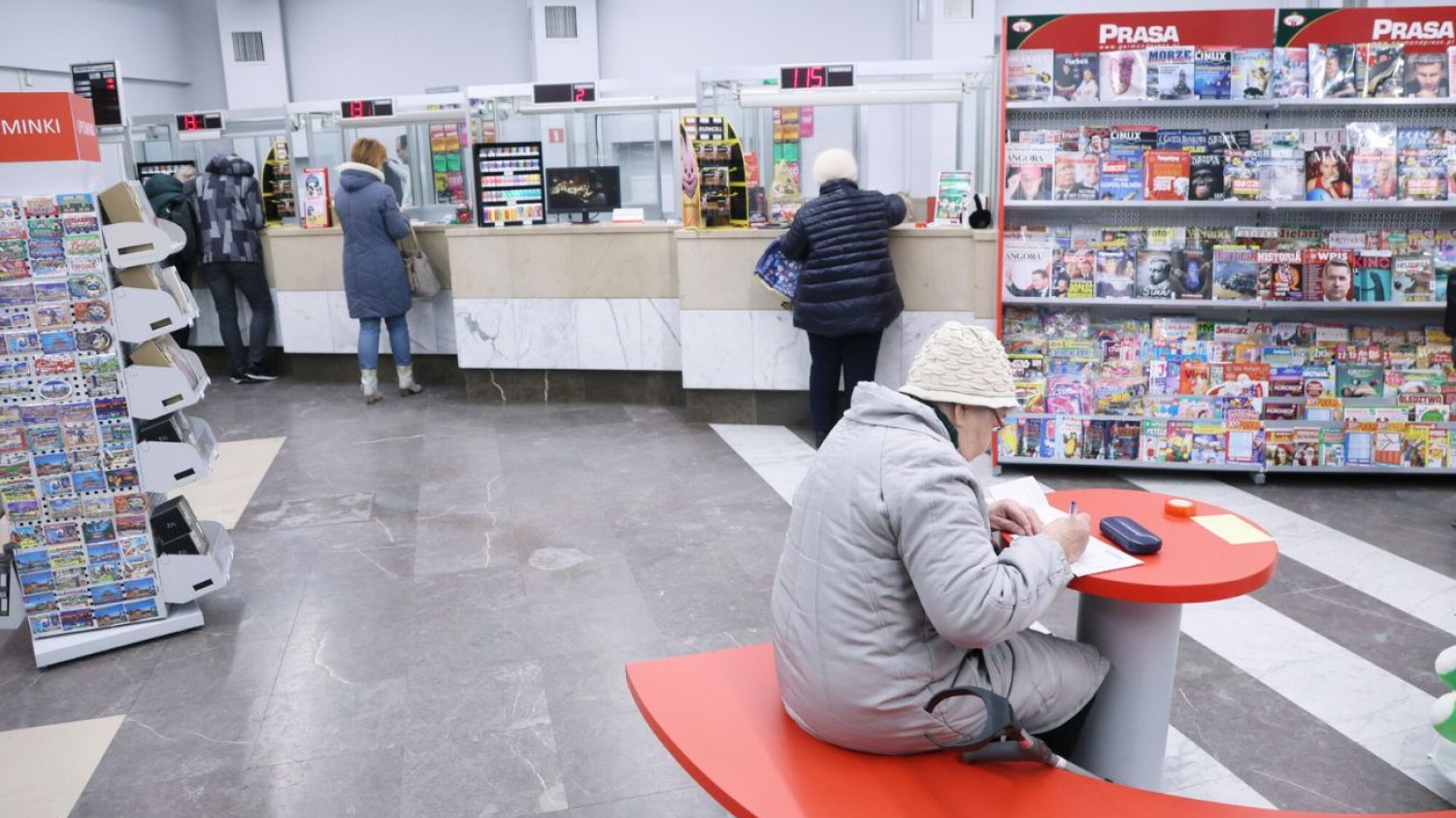 FlixBus łączy siły z Pocztą Polską. Będą sprzedawać bilety w okienkach Poczta Polska łączy siły z FlixBusem