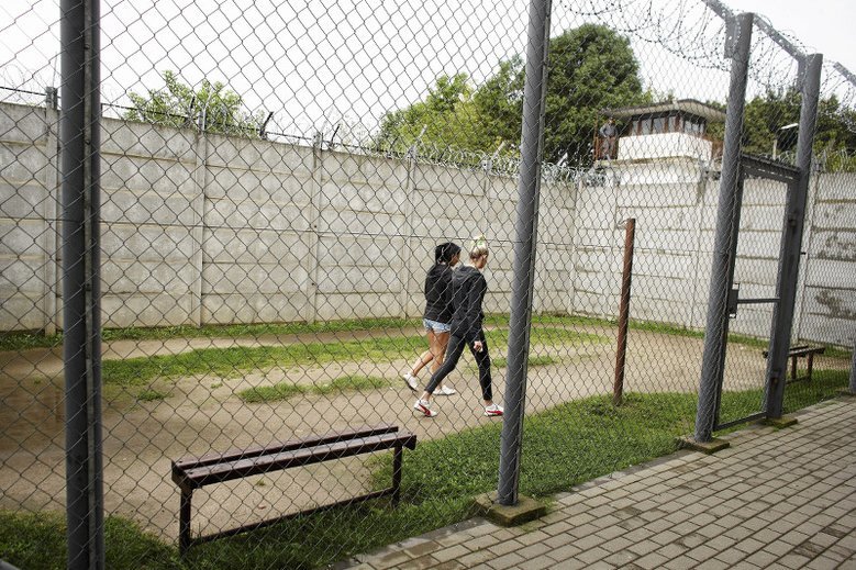 Kulisy życia Polek w największym więzieniu dla kobiet, Zakładzie Karnym nr 1 w Grudziądzu, odsłania książka Ewy Ornackiej – ''Skazane na potępienie''