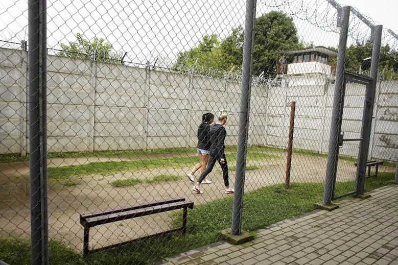 Kulisy życia Polek w największym więzieniu dla kobiet, Zakładzie Karnym nr 1 w Grudziądzu, odsłania książka Ewy Ornackiej – ''Skazane na potępienie''