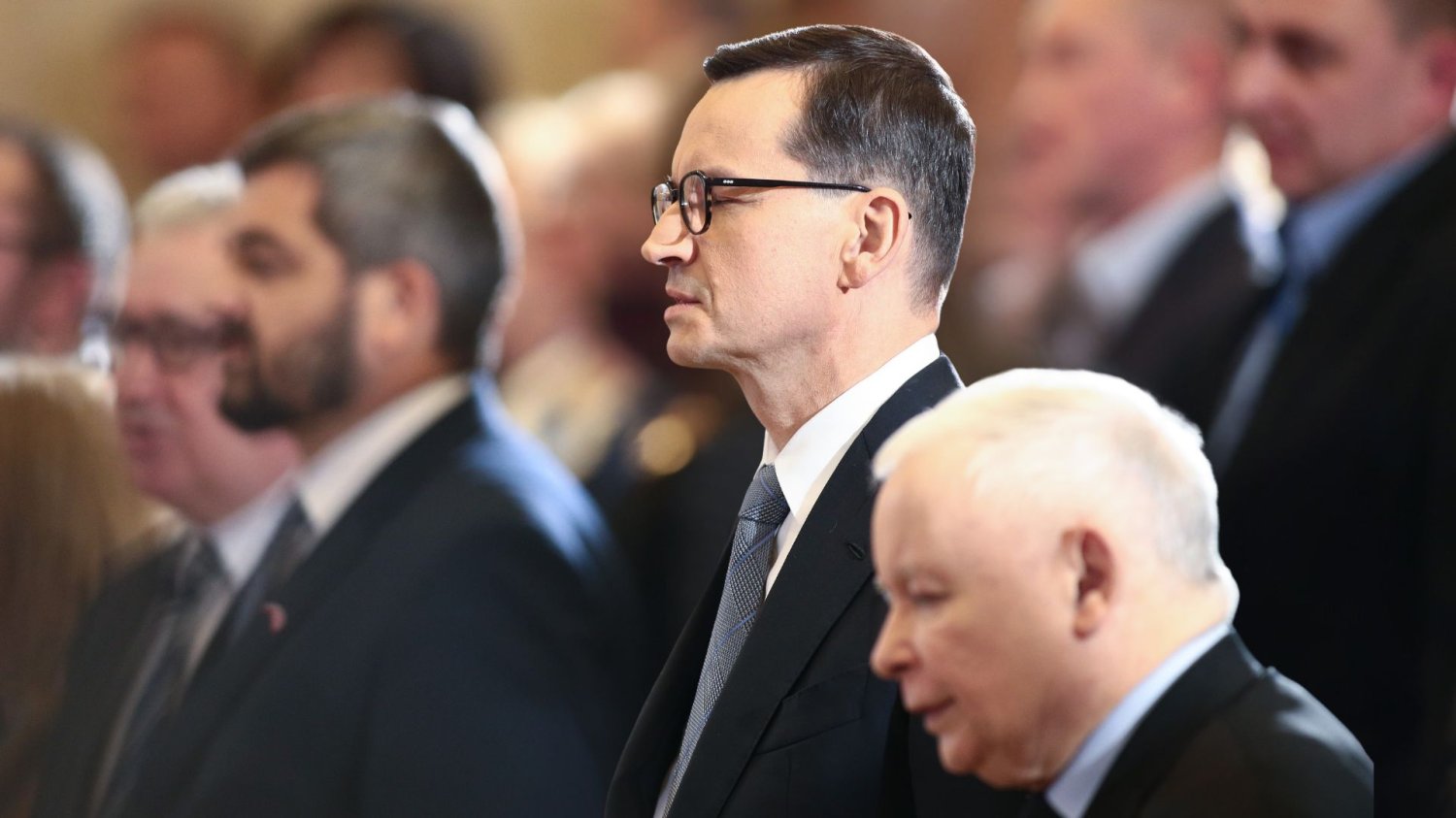 Nowy sondaż na korzyść Morawieckiego. W PiS pewnie będą udawać, że go nie było Morawiecki, Kaczyński