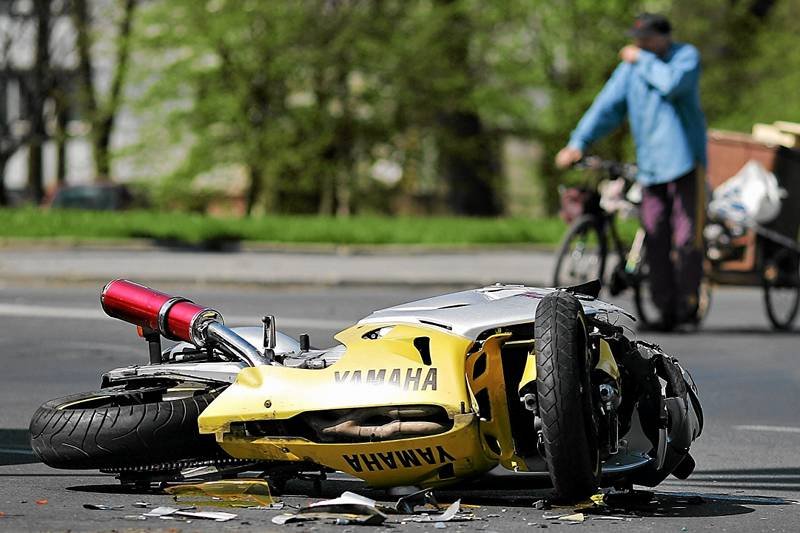 Wypadek z udziałem motocyklisty w Łodzi