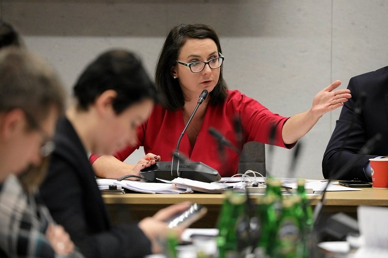 Kamila Gasiuk-Pihowicz w czasie posiedzenia sejmowej komisji sprawiedliwości pokłóciła się z Magdaleną Filiks.