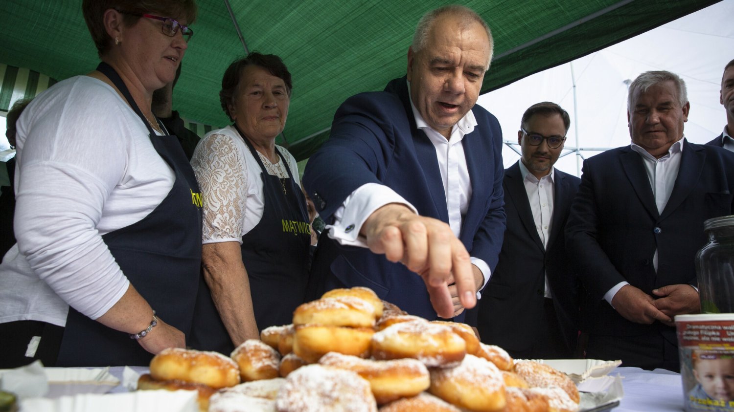 Jacek Sasin uważa, że za braki cukru w Polsce odpowiadają Niemcy.